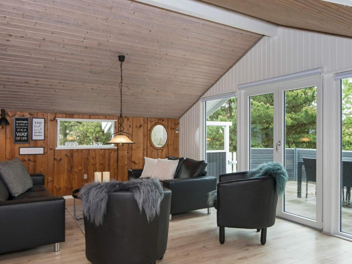 6 Person Holiday Home In R M Bolilmark Стая снимка