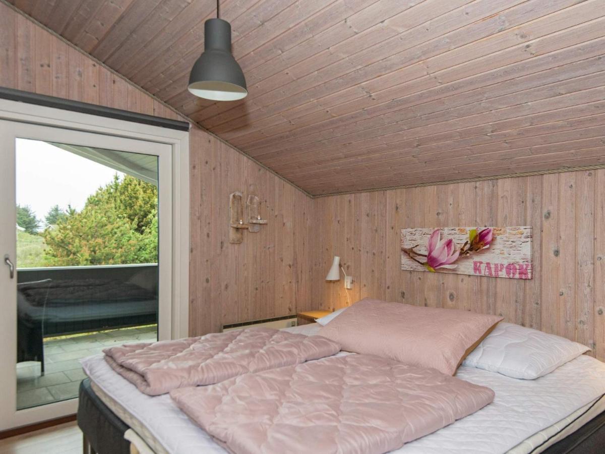 6 Person Holiday Home In R M Bolilmark Стая снимка