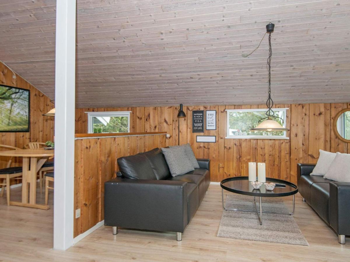 6 Person Holiday Home In R M Bolilmark Екстериор снимка